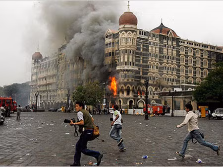 Bắt kẻ chủ mưu vụ khủng bố ở Mumbai ảnh 1