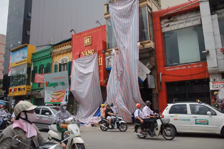 Vụ nổ tại tiệm vàng phố Nguyễn Thái Học: Mục đích là để cướp? ảnh 3