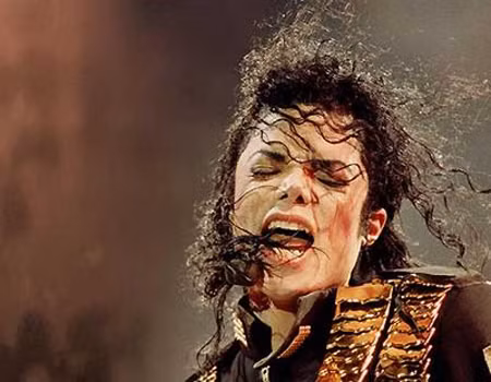 Anh em nhà Jackson tưởng nhớ “Vua Pop” ảnh 1