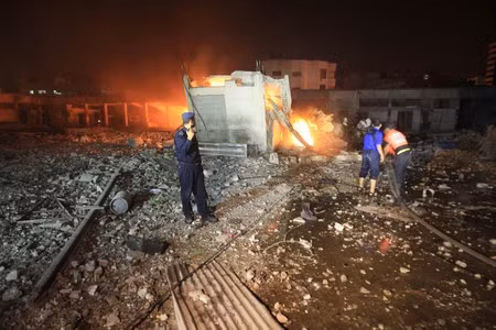 Ixraen lại không kích Dải Gaza ảnh 3