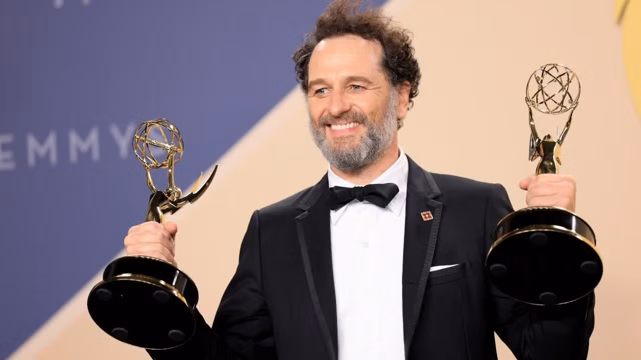 matthew-rhys-emmysjpg.jpg