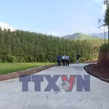 Những tuyến đường mơ ước của người dân vùng cao