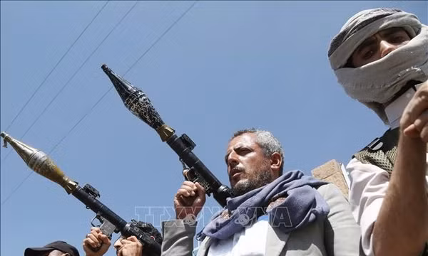 Lực lượng Houthi tại Sanaa, Yemen ngày 7/10/2026. Ảnh: THX/TTXVN phát