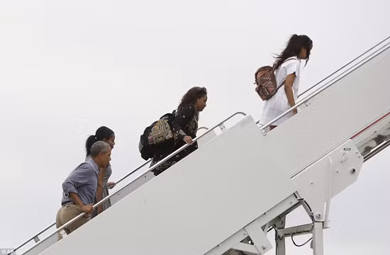 Dư luận Mỹ hóng chuyện dỗi hờn cha-con nhà Obama ảnh 6