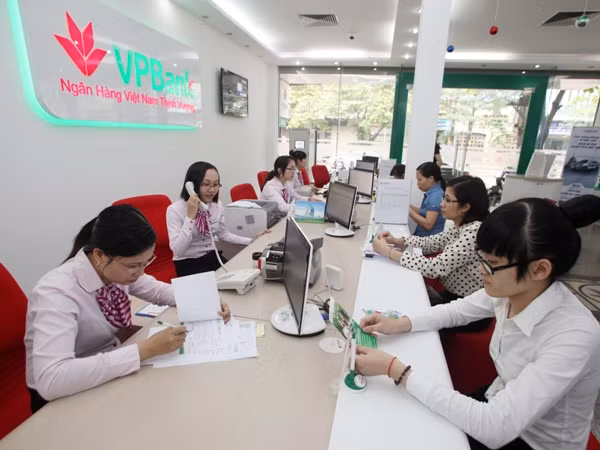 VPBank cam kết phối hợp điều tra vụ “bốc hơi” 11,3 tỷ đồng ảnh 1