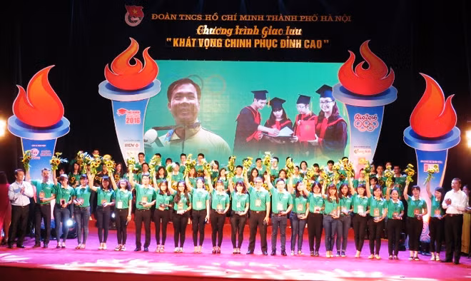 Hoàng Xuân Vinh nhắn nhủ giới trẻ nuôi dưỡng khát vọng ảnh 7
