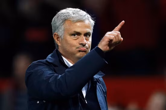 Mourinho giúp “Quỷ đỏ” tìm lại uy danh ảnh 1