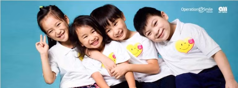 Đêm nhạc từ thiện "Ngọc Anh - Nụ cười từ trái tim" ảnh 1
