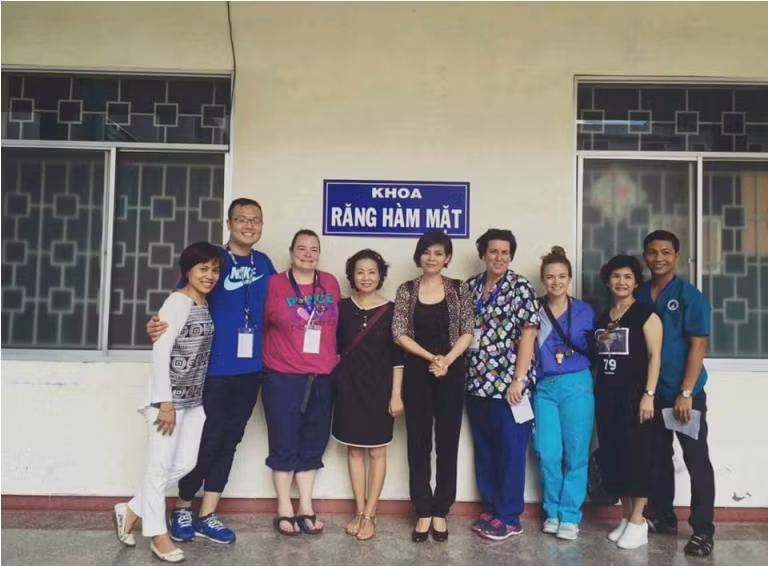 Đêm nhạc từ thiện "Ngọc Anh - Nụ cười từ trái tim" ảnh 3