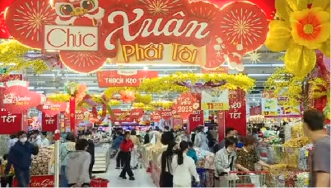 Giá cả thị trường dịp Tết ổn định