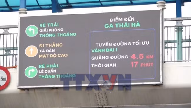 Màn hình Led - Tiện ích mới trên các tuyến đường Thủ đô