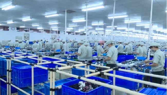 Thủ tướng yêu cầu cân bằng thương mại với các đối tác lớn