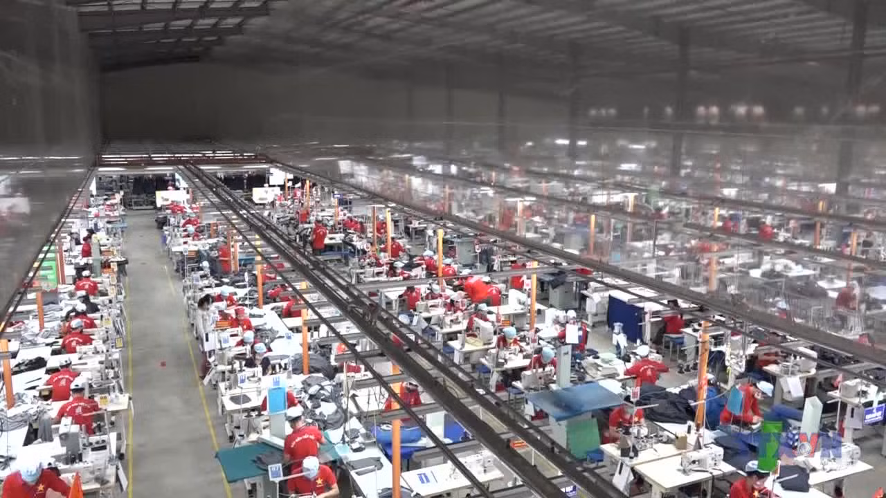 Doanh nghiệp Việt Nam tích cực chuyển đổi sau chính sách thuế quan của Mỹ