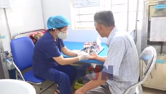 Thái Nguyên khám sức khỏe cho toàn dân