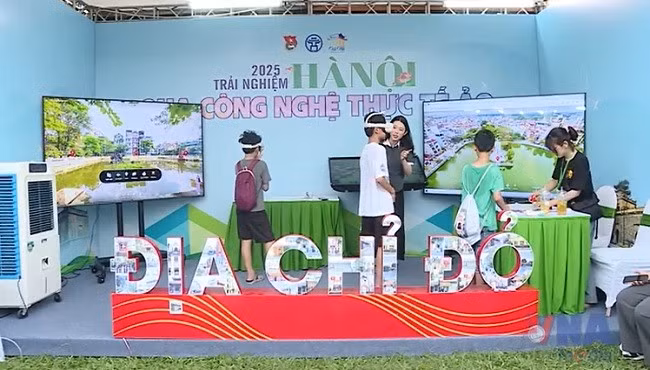Trải nghiệm du lịch Hà Nội qua thực tế ảo