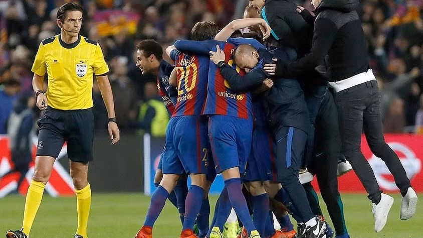 Đêm Camp Nou rực lửa ảnh 3