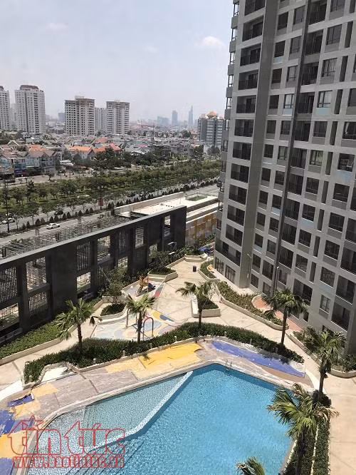 Tín dụng bị siết chặt, thị trường bất động sản có dấu hiệu chững lại ảnh 1