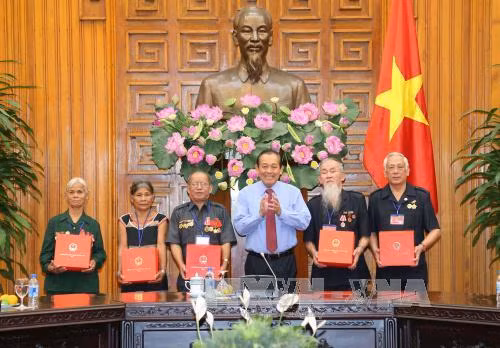 Phát huy gương sáng người có công tỉnh Kon Tum ảnh 1