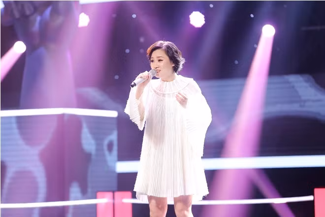 The Voice 2017: HLV Tóc Tiên khóc lã chã khi Phương Mai hát "Tell me why" ảnh 4