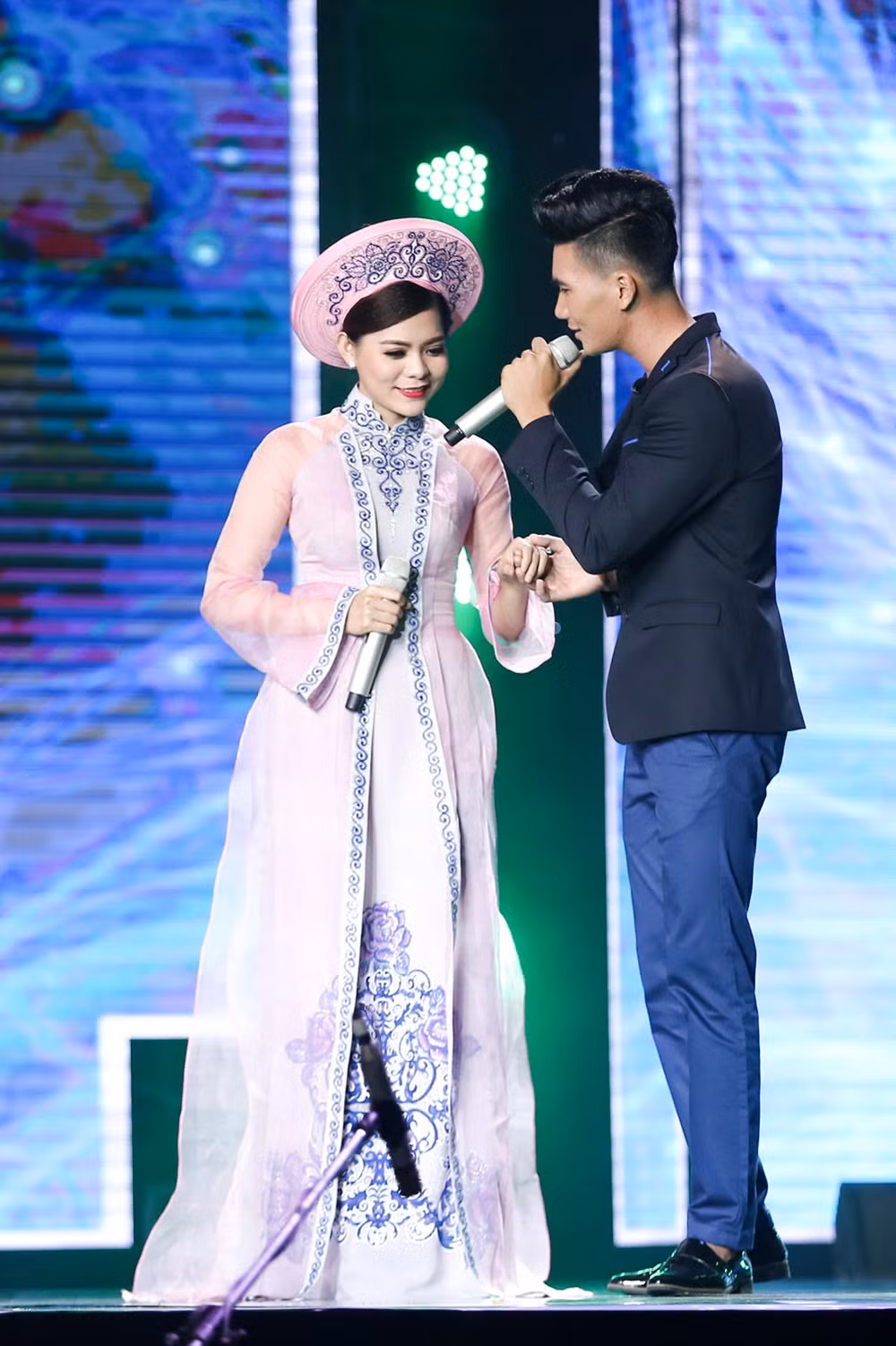 Thần tượng Bolero vòng đối đầu tối nay: Team Quang Lê 'ra trận' ảnh 2
