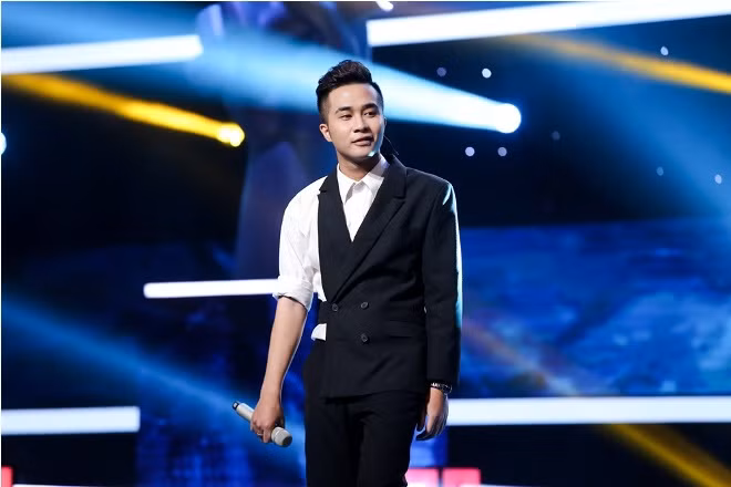 The Voice 2017: Chia tay Tuấn Phong, hotboy Dương Thuận được Tóc Tiên lựa chọn đi tiếp ảnh 1