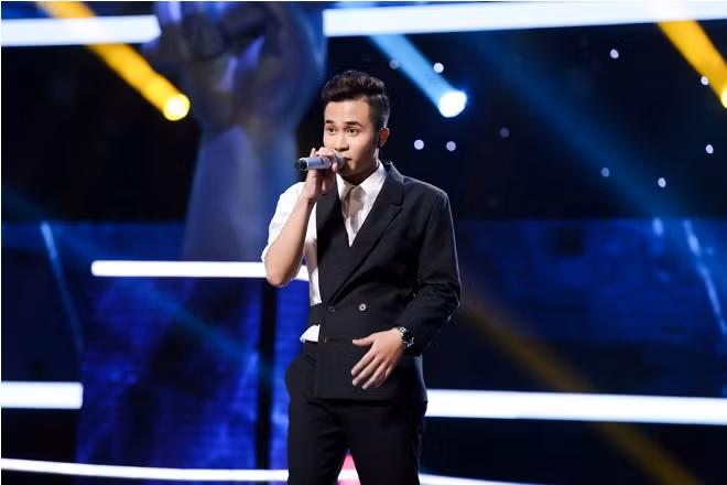 The Voice 2017: Chia tay Tuấn Phong, hotboy Dương Thuận được Tóc Tiên lựa chọn đi tiếp ảnh 2