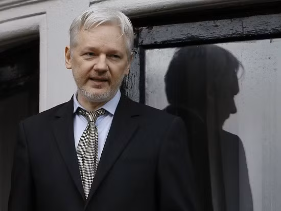 'Cha đẻ' WikiLeaks tố cáo CIA 'sáng lập' Al-Qaeda và IS ảnh 1