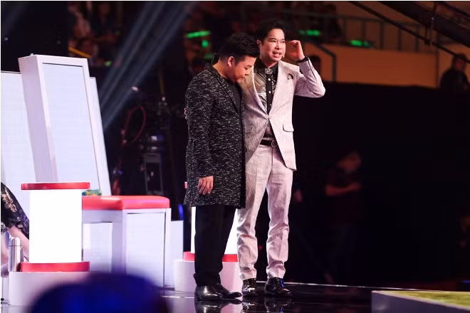 Thần tượng Bolero: Điểm 10 HLV họ Đàm dành tặng cho Ngọc Sơn hotboy hát nhạc Bolero khó ai bì ảnh 6