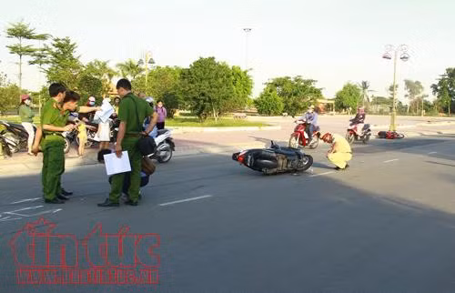 Bình Dương: Va chạm xe máy kinh hoàng, 5 người thương vong ảnh 1