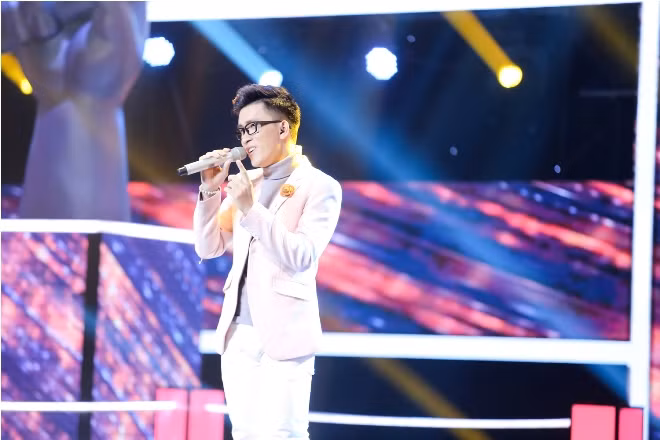 Hot: Trực tiếp tập 2 vòng Đo ván The Voice- Giọng hát Việt 2017- Han Sara nhanh chóng được cứu ảnh 4