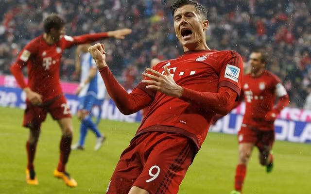 Bayern nuôi hy vọng ngược dòng và nỗi nhớ Lewandowski ảnh 1