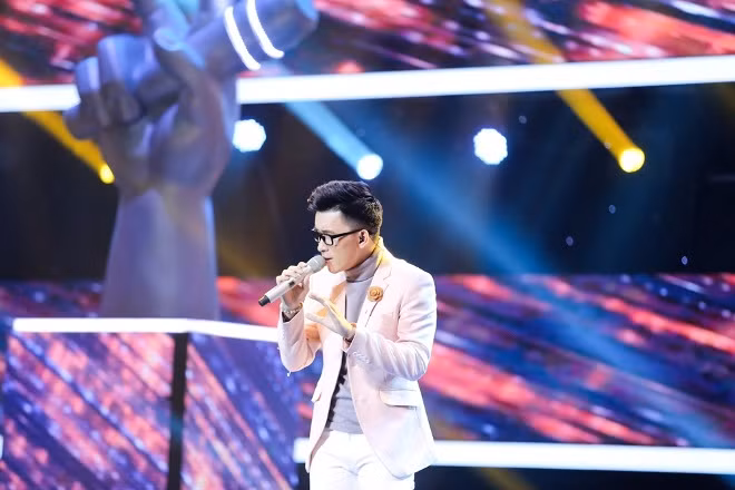 The Voice 2017: Anh Đức - trò cưng Thu Minh hát nhạc phim La La Land vững vàng và chuyên nghiệp ảnh 8