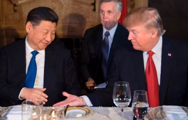 Ông Tập Cận Bình lặng thinh 10 giây khi Tổng thống Trump nói tấn công Syria ảnh 1