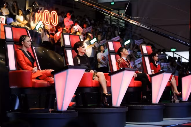 The Voice 2017: Ngô Anh Đạt trưởng thành hơn mong đợi, Han Sara được đi tiếp nhờ HLV Đông Nhi ảnh 9