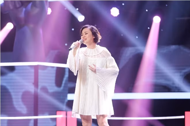 The Voice 2017: HLV Tóc Tiên khóc lã chã khi Phương Mai hát "Tell me why" ảnh 2