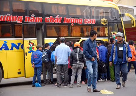 Hối hả trở về Thủ đô sau kỳ nghỉ lễ ảnh 7