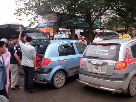 Chấn chỉnh hoạt động taxi ảnh 2