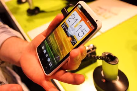 Ra mắt dòng sản phẩm HTC One tại Việt Nam ảnh 1
