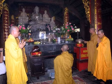 Tiếng chuông chùa nơi đầu sóng ngọn gió ảnh 2