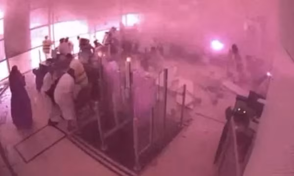 Hé lộ nguyên nhân phòng không Saudi Arabia không chặn được vụ tấn công sân bay Riyadh