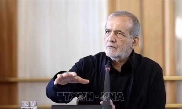 Tổng thống Iran Masoud Pezeshkian. Ảnh: IRNA/TTXVN