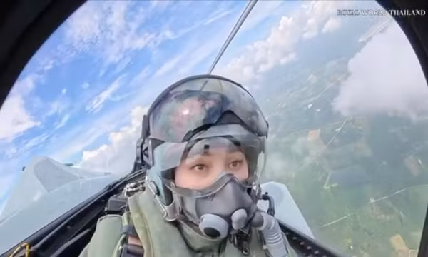 Hoàng hậu Thái Lan lần đầu một mình lái tiêm kích Gripen sau gần 1.200 giờ bay