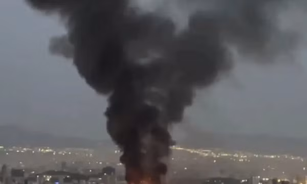 Iran: Hàng loạt tiếng nổ bất ngờ vang lên trong đêm ở thành phố cảng Sirik