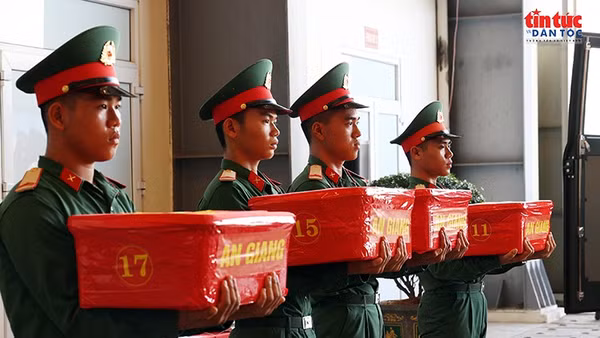 Quân khu 9 chuẩn bị đưa 8.453 mẫu sinh phẩm liệt sĩ ra Hà Nội