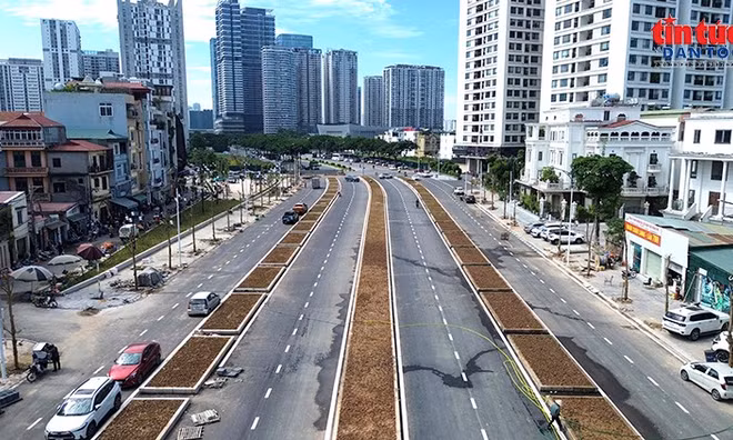 Diện mạo khang trang của Vành đai 2,5 qua Tây Hồ Tây sau thảm nhựa
