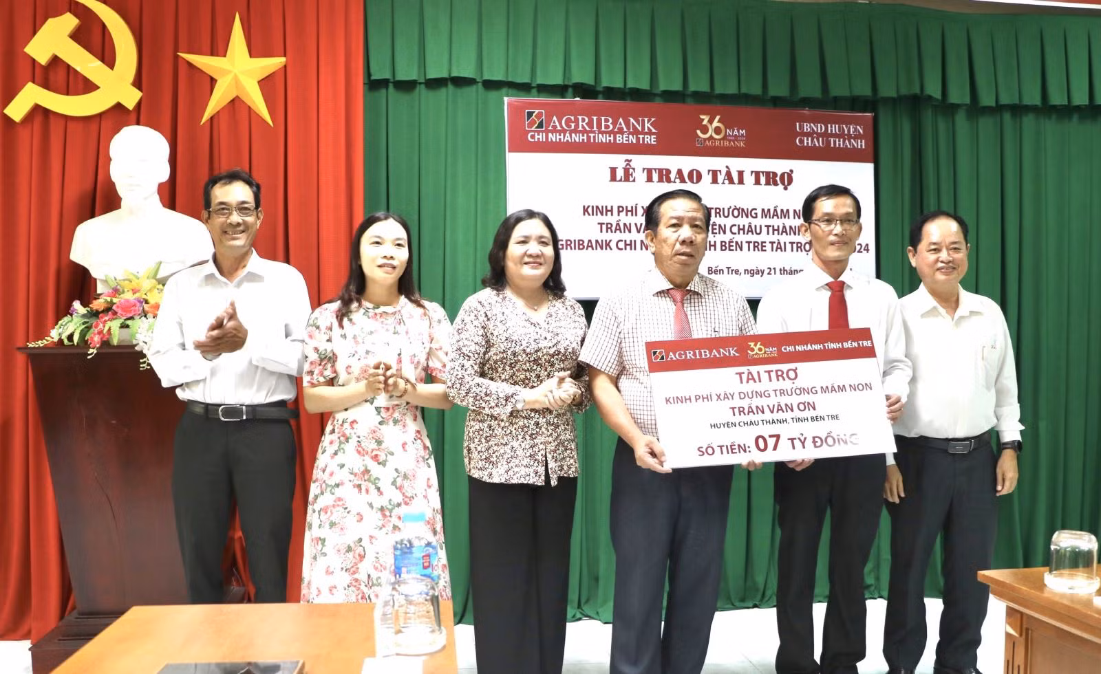Chú thích ảnh