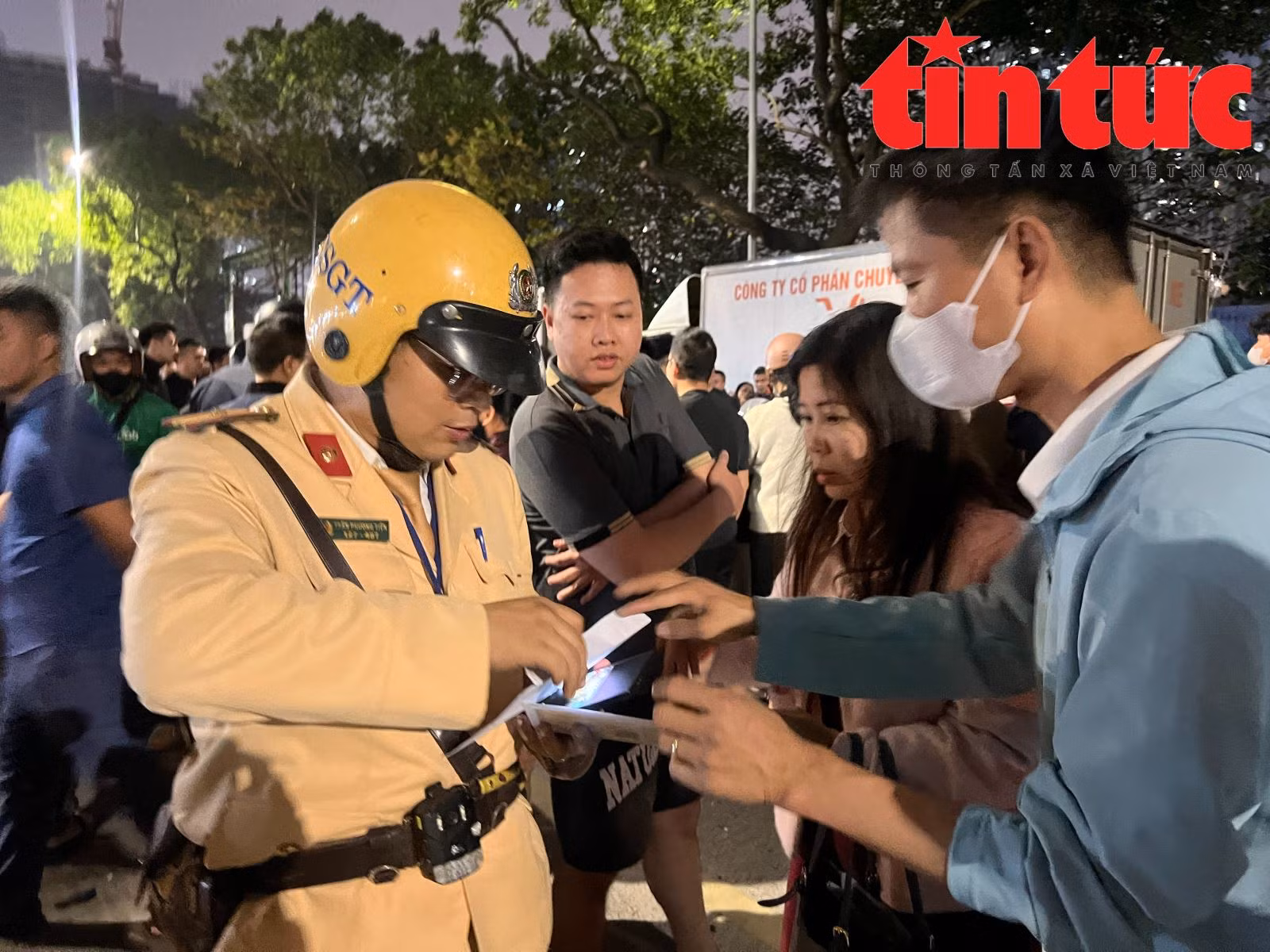 Chú thích ảnh