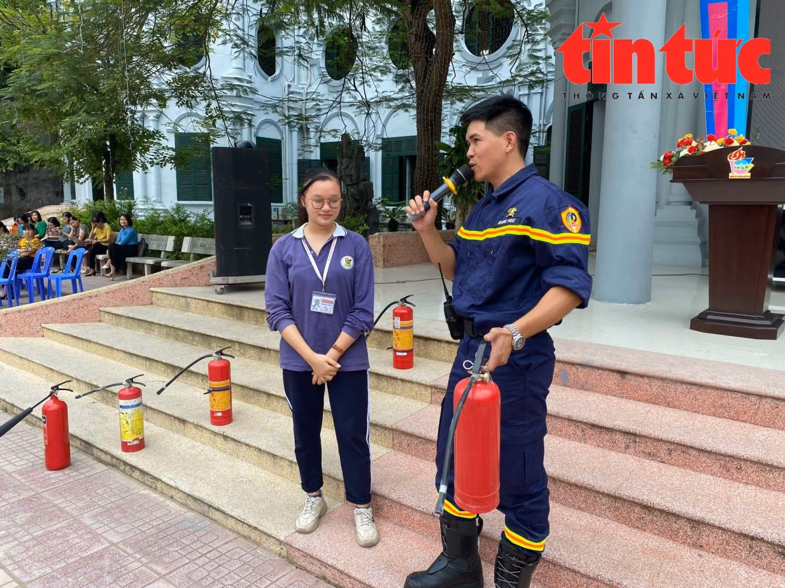 Chú thích ảnh