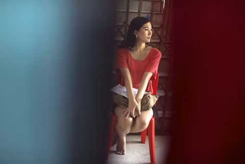 Nhà sư và người chuyển giới Thái Lan đi đầu quân ảnh 7
