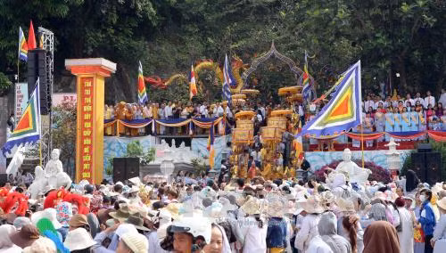 Nét mới Lễ hội Quán Thế Âm - Ngũ Hành Sơn 2015 ảnh 1